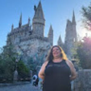 Meet your Posher, Kristin spring